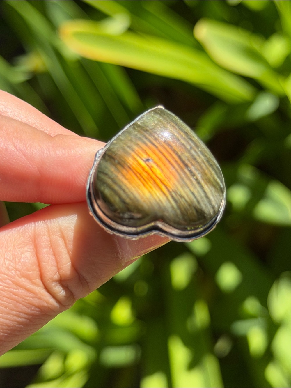 Heart-Shaped Labradorite Ring with Green and Orange Flash - Unbranded